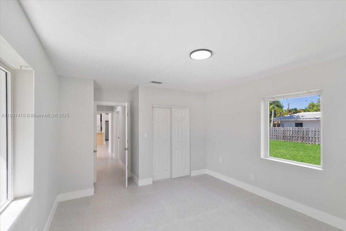 Small Image of 1459 JEFFERSON ST, Hollywood Number 15