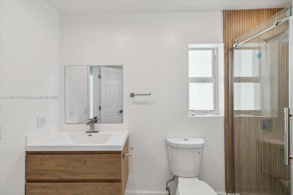 Small Image of 1459 JEFFERSON ST, Hollywood Number 16