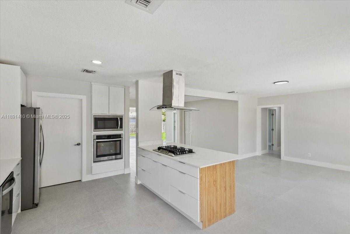 Small Image of 1459 JEFFERSON ST, Hollywood Number 9