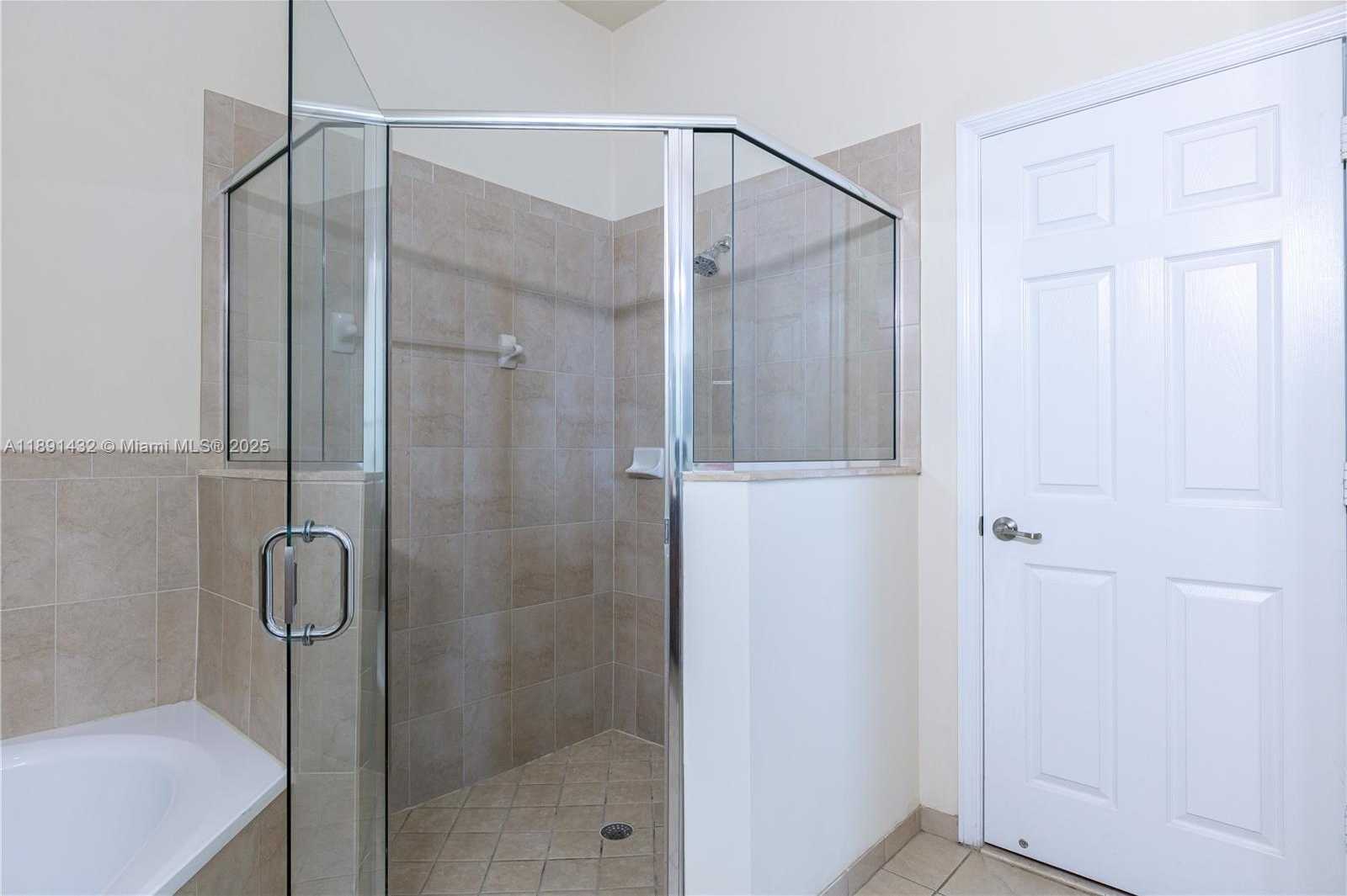Small Image of 9036 SOUTH WEST 170TH PL, Miami Number 16