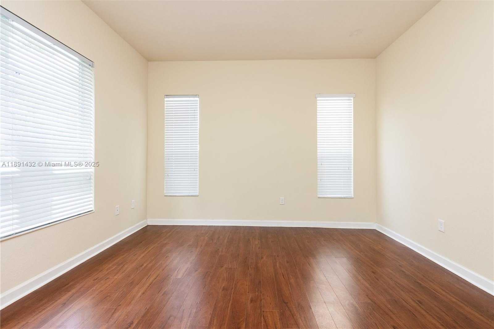 Small Image of 9036 SOUTH WEST 170TH PL, Miami Number 19