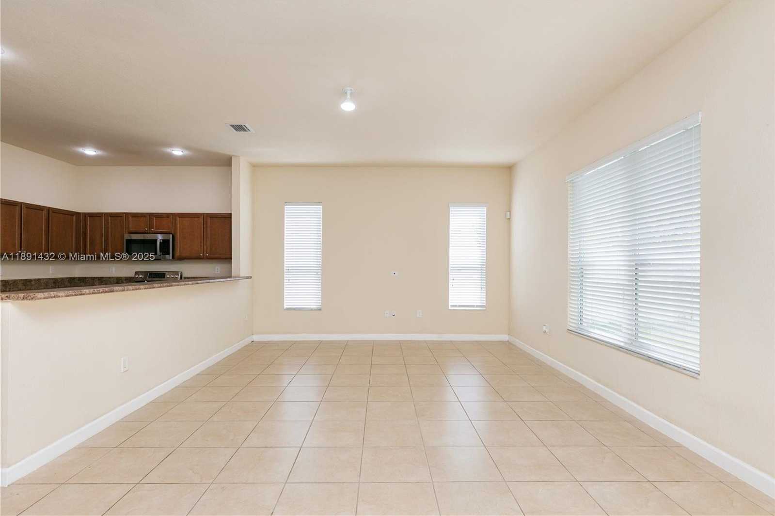 Small Image of 9036 SOUTH WEST 170TH PL, Miami Number 24