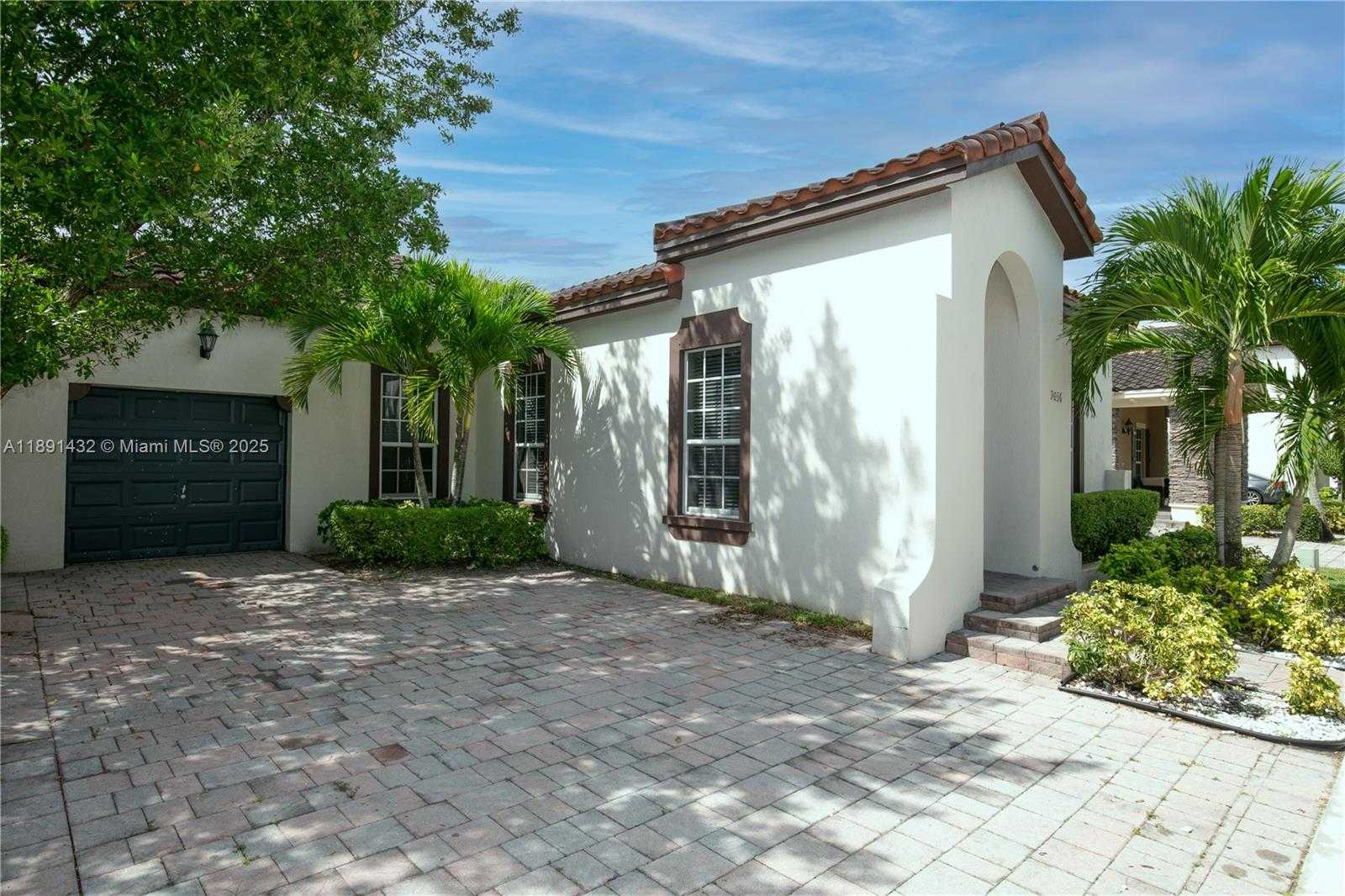 Small Image of 9036 SOUTH WEST 170TH PL, Miami Number 37