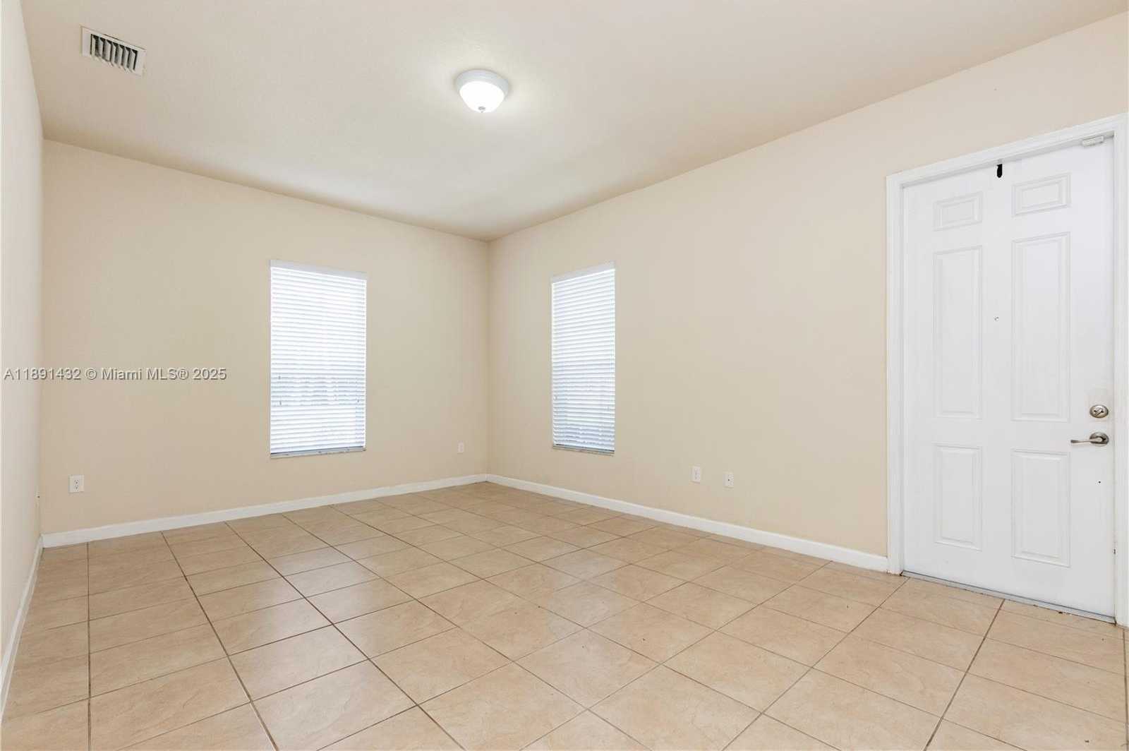 Small Image of 9036 SOUTH WEST 170TH PL, Miami Number 4