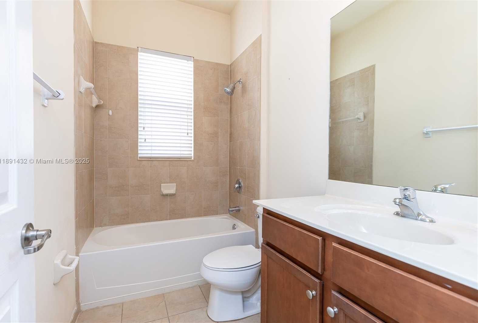 Small Image of 9036 SOUTH WEST 170TH PL, Miami Number 6