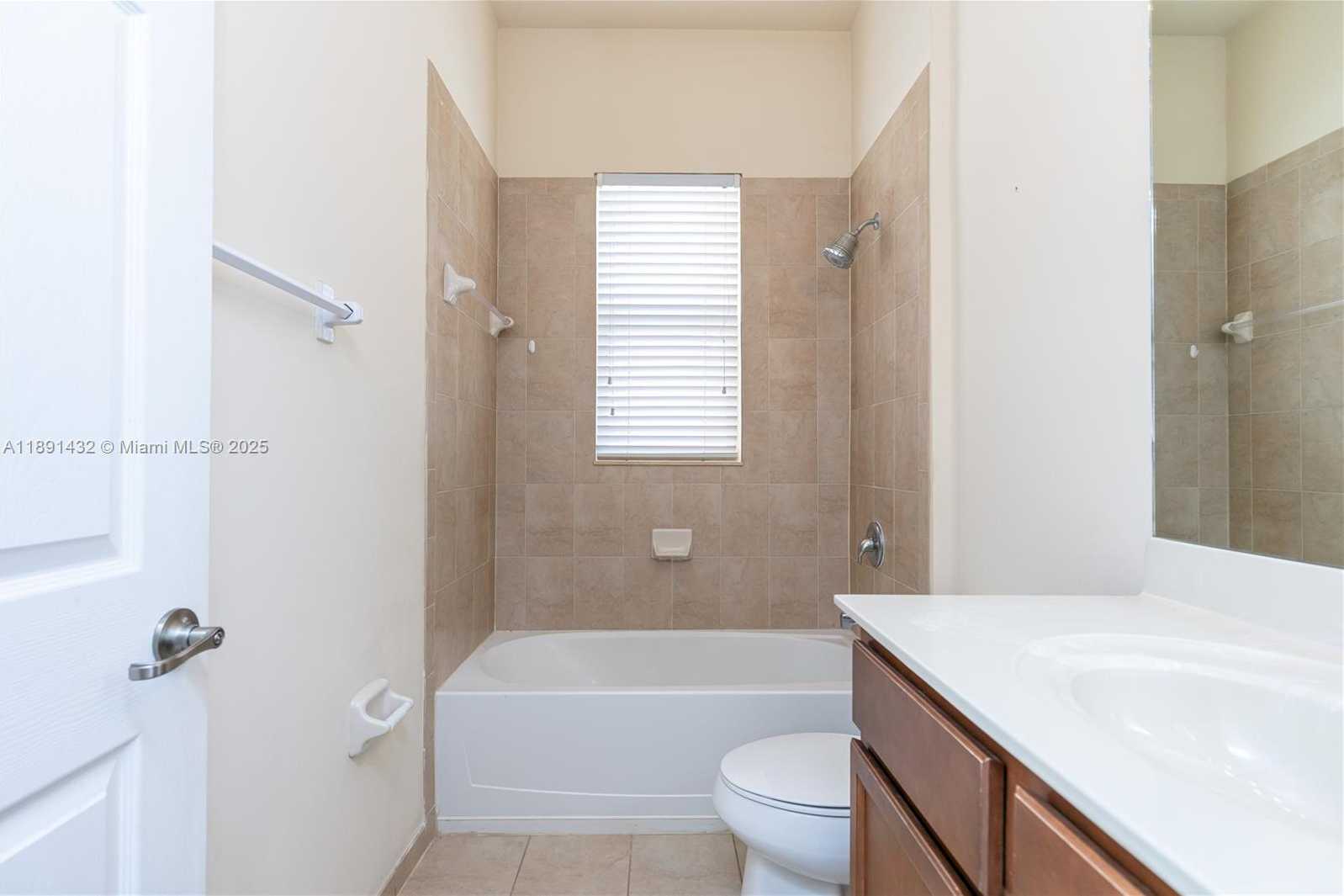 Small Image of 9036 SOUTH WEST 170TH PL, Miami Number 7