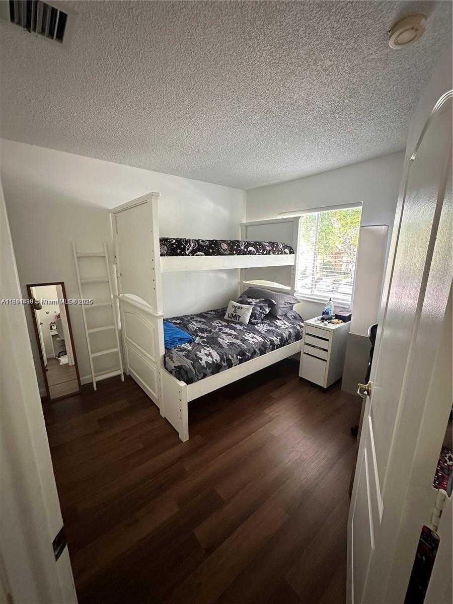 Small Image of 14023 SOUTH WEST 120TH CT #2-19, Miami Number 17