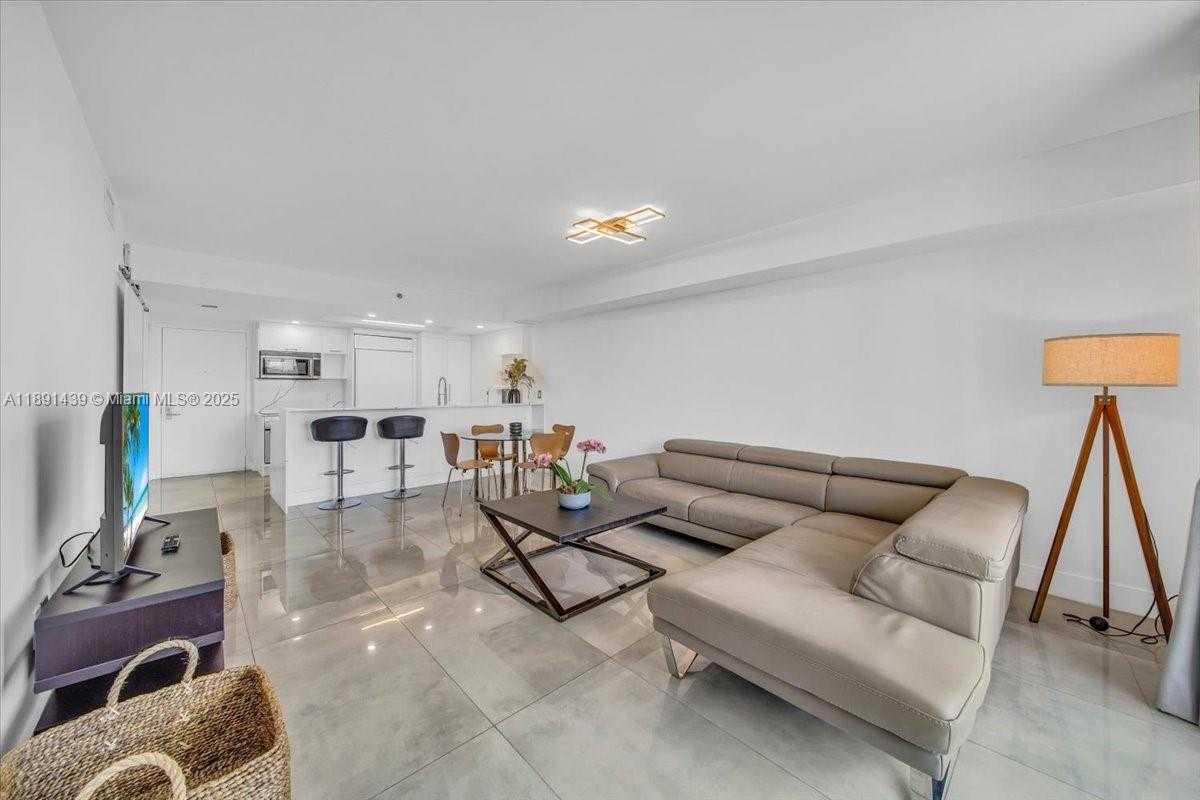 Small Image of 50 BISCAYNE BLVD #512, Miami Number 10
