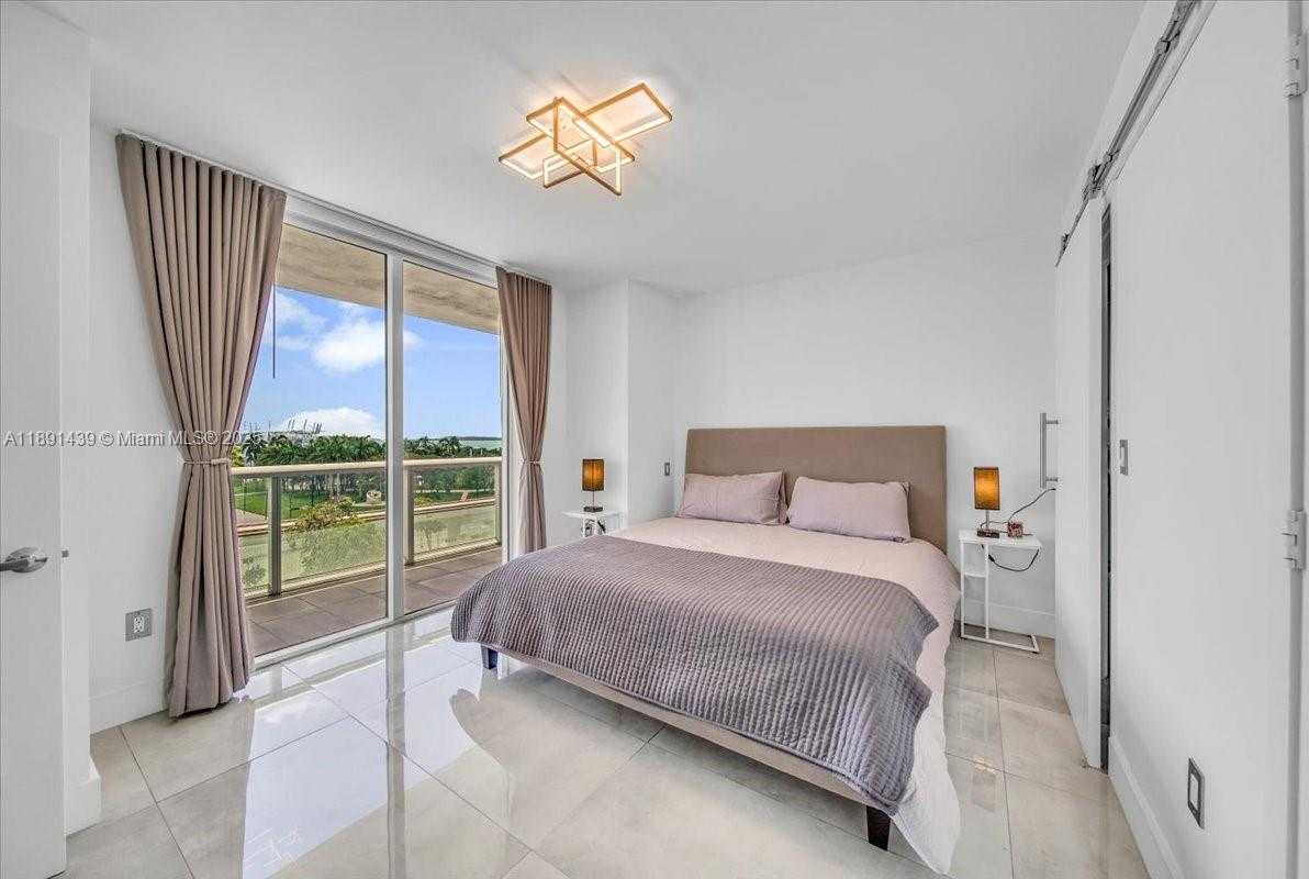 Small Image of 50 BISCAYNE BLVD #512, Miami Number 14
