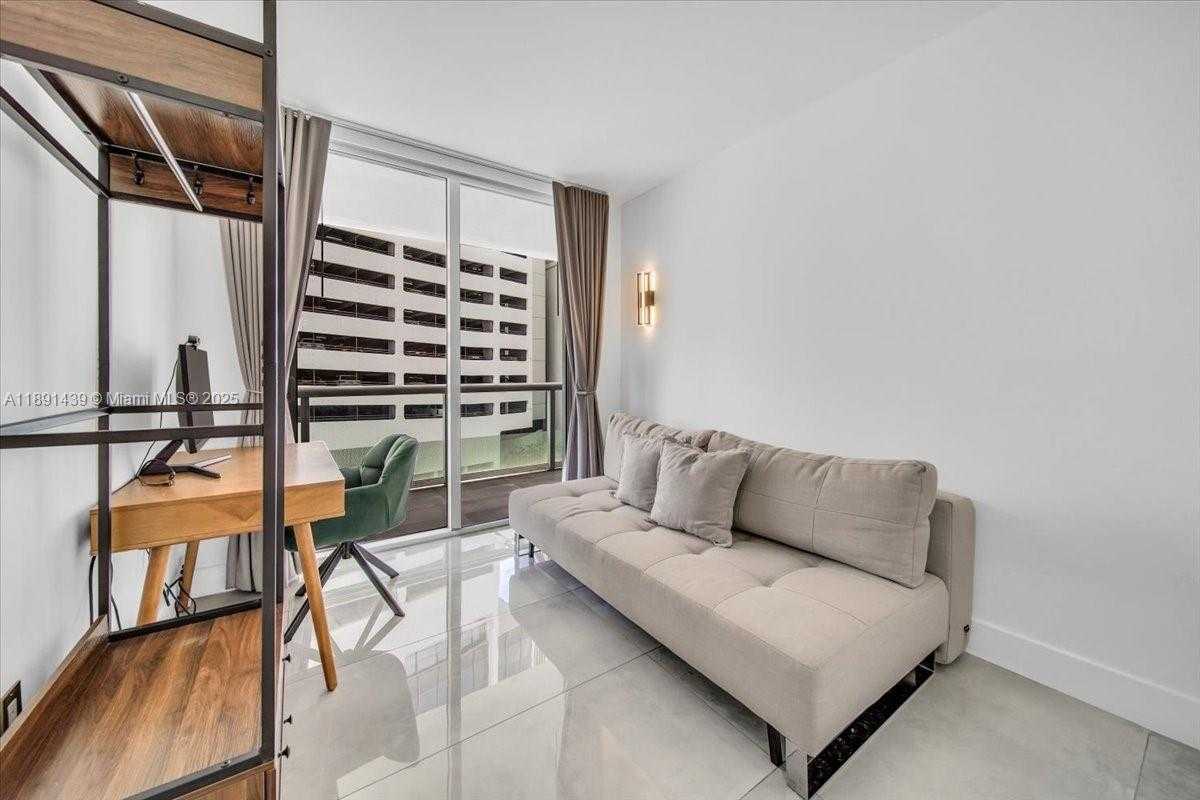 Small Image of 50 BISCAYNE BLVD #512, Miami Number 18