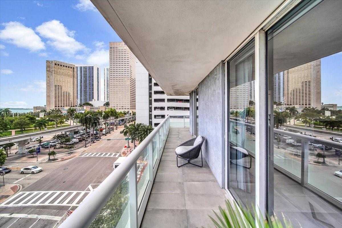 Small Image of 50 BISCAYNE BLVD #512, Miami Number 24