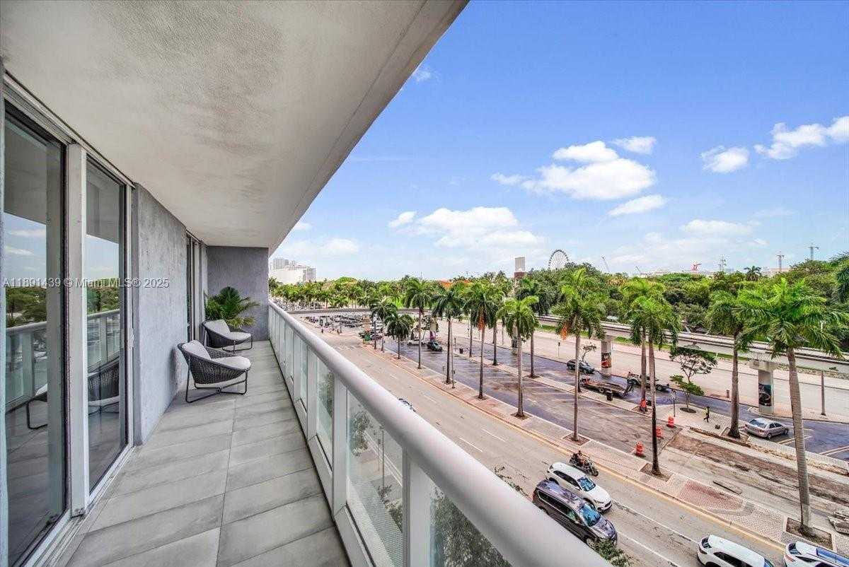Small Image of 50 BISCAYNE BLVD #512, Miami Number 25