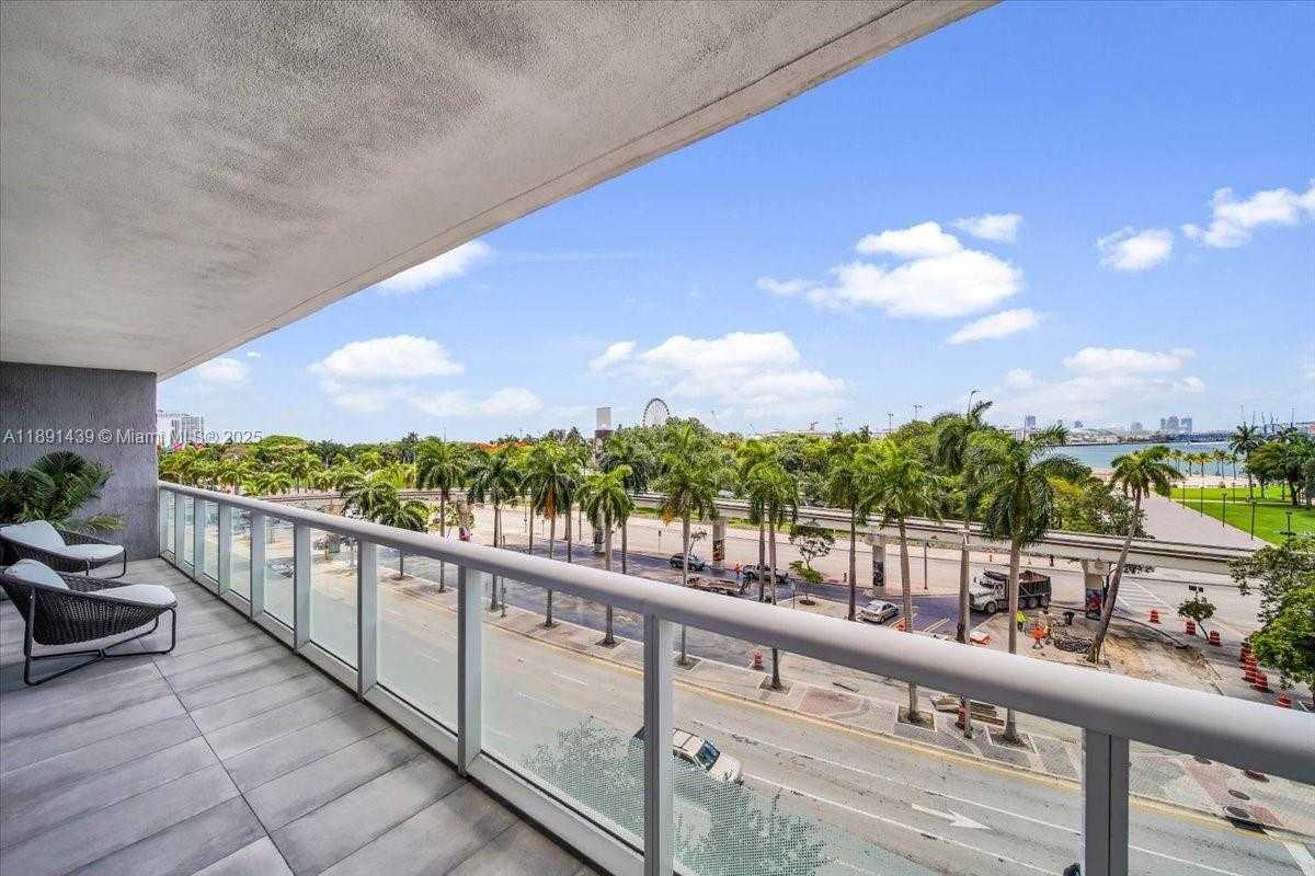 Small Image of 50 BISCAYNE BLVD #512, Miami Number 28