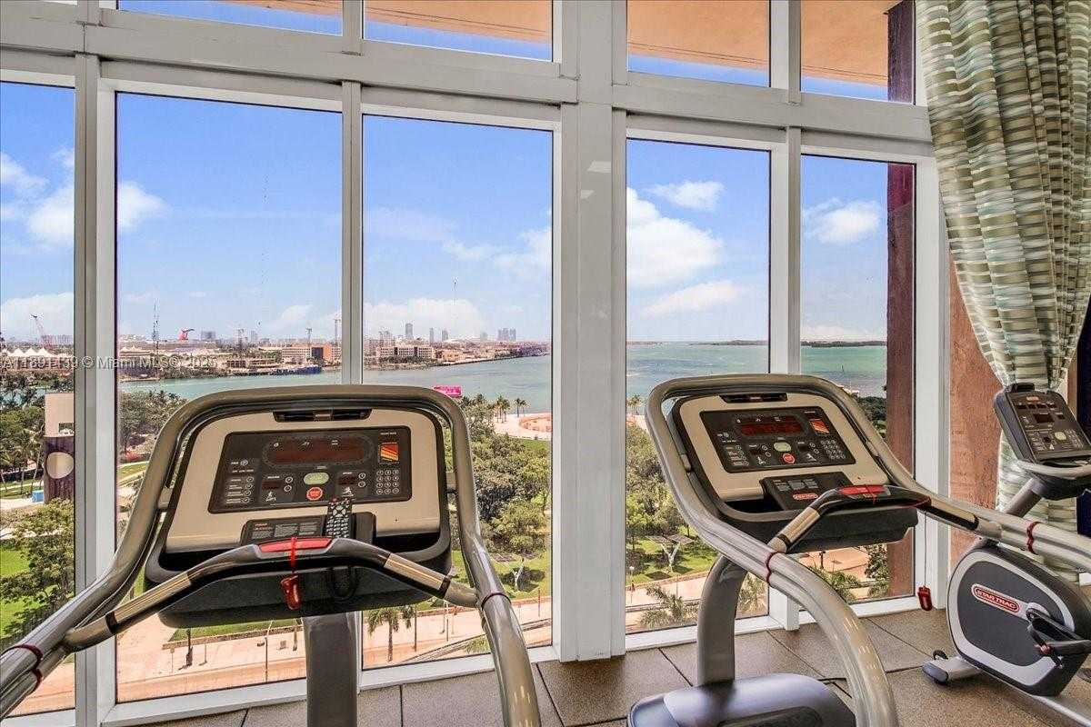 Small Image of 50 BISCAYNE BLVD #512, Miami Number 38