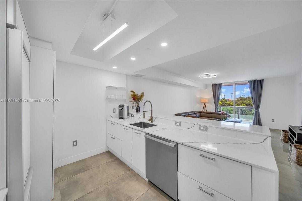 Small Image of 50 BISCAYNE BLVD #512, Miami Number 4