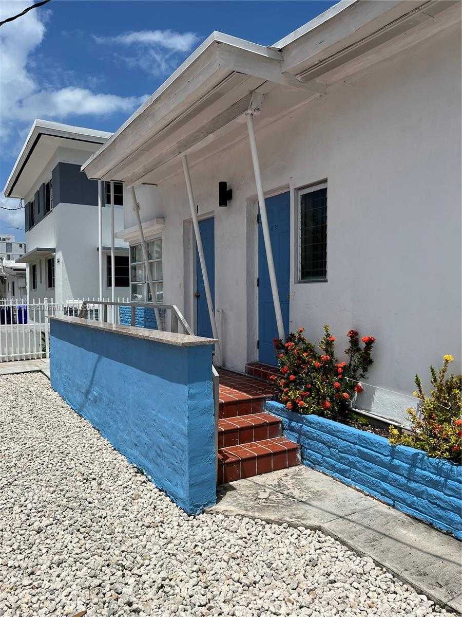 Small Image of 8135 CRESPI BLVD #1, Miami Beach Number 20