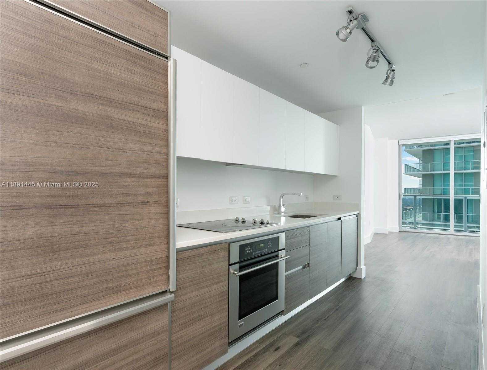 Small Image of 1100 SOUTH MIAMI AVE #3505, Miami Number 3