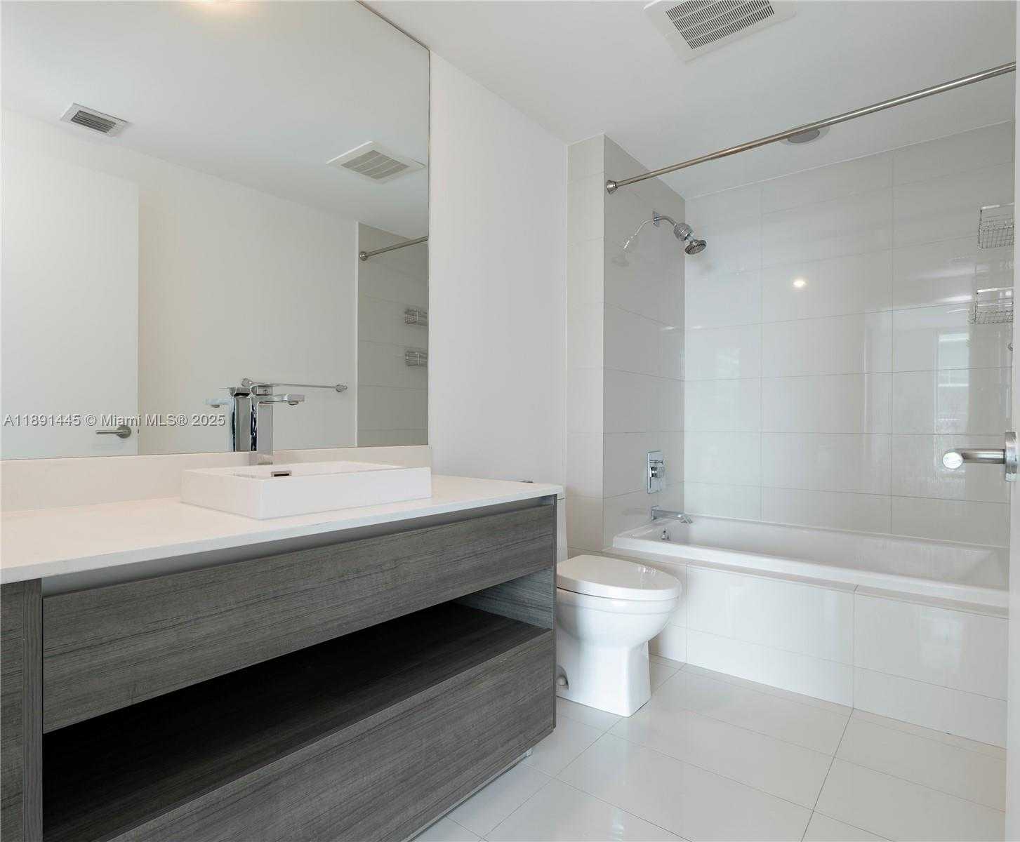 Small Image of 1100 SOUTH MIAMI AVE #3505, Miami Number 9