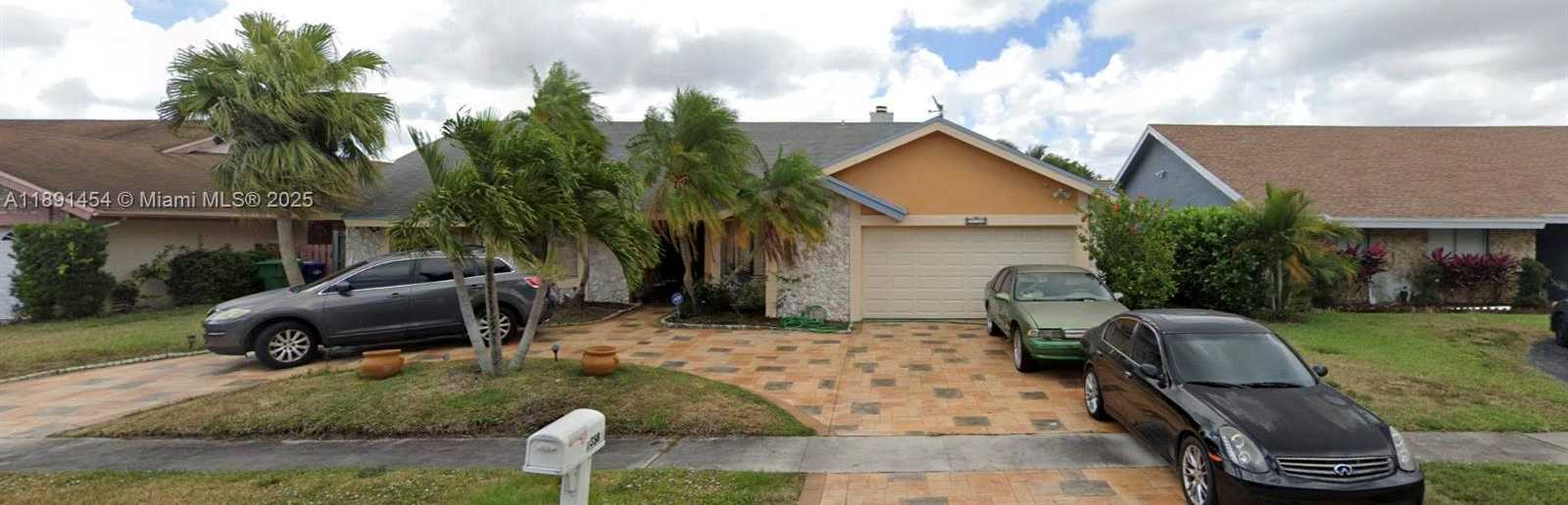 Small Image of 7358 NORTH WEST 49TH ST, Lauderhill Number 1