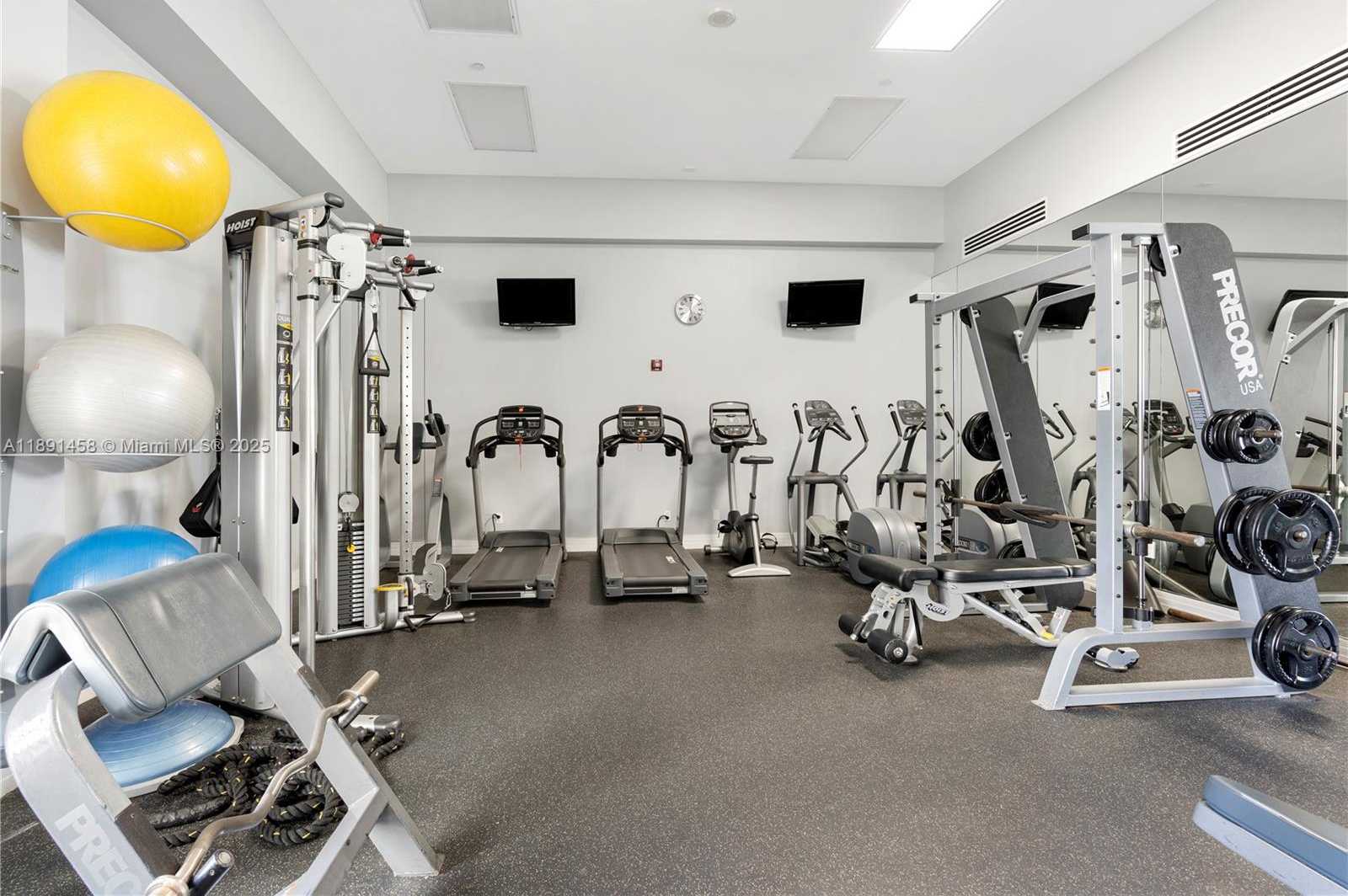Small Image of 6917 COLLINS AVE #508, Miami Beach Number 13