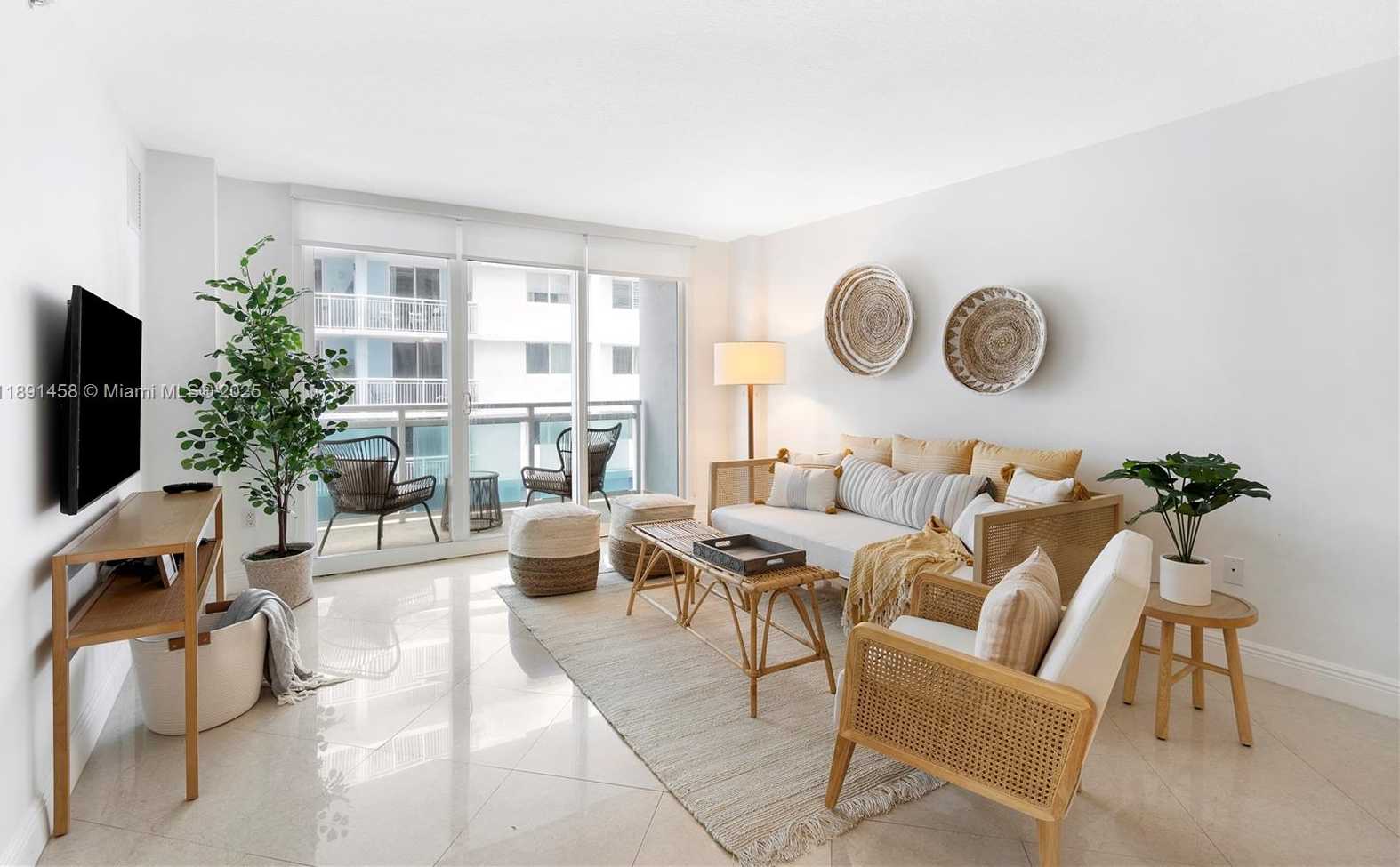 Small Image of 6917 COLLINS AVE #508, Miami Beach Number 3
