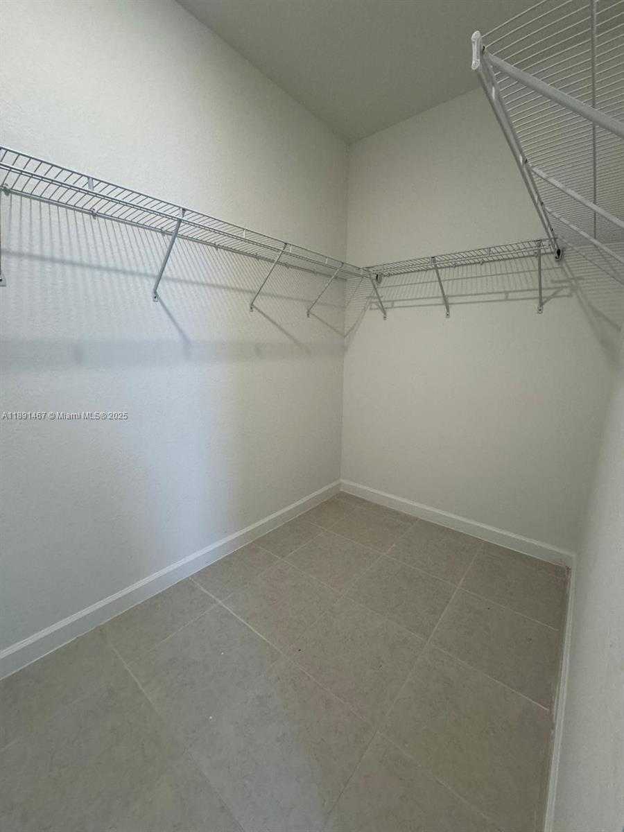 Small Image of 16124 SOUTH WEST 148TH PL #16124, Miami Number 22