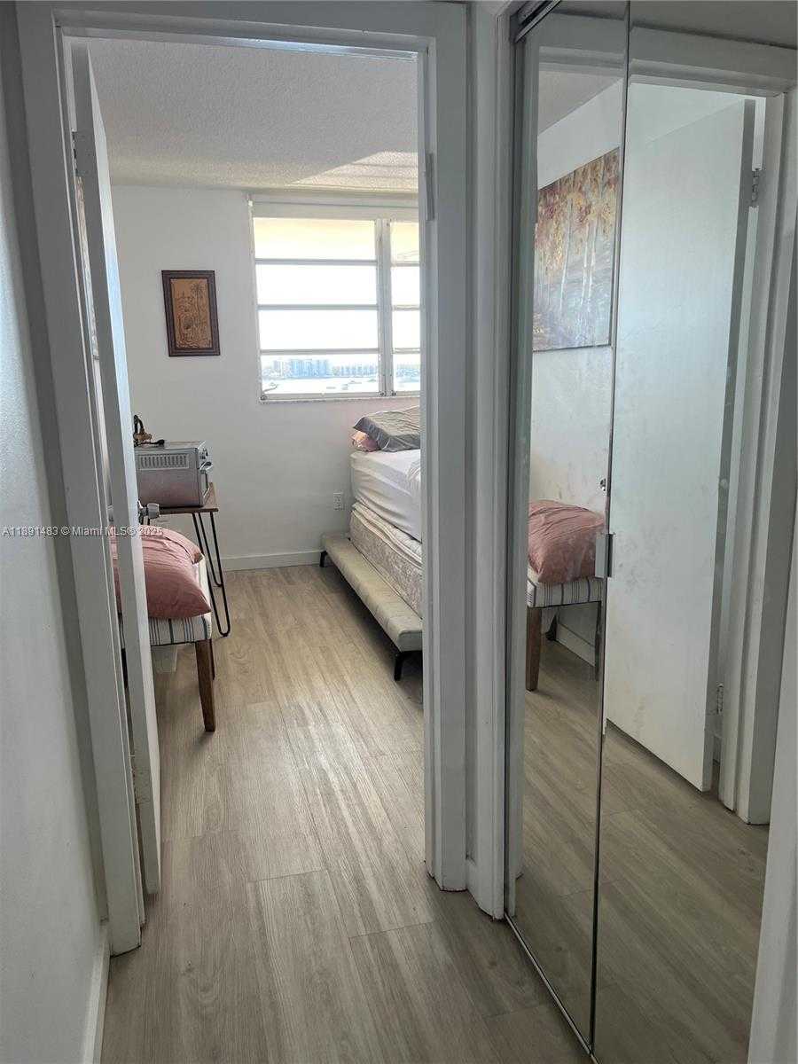 Small Image of 2910 POINT EAST DR #M601, Aventura Number 12