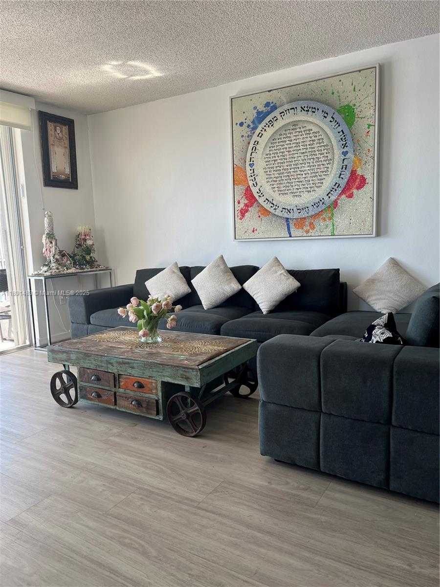Small Image of 2910 POINT EAST DR #M601, Aventura Number 14