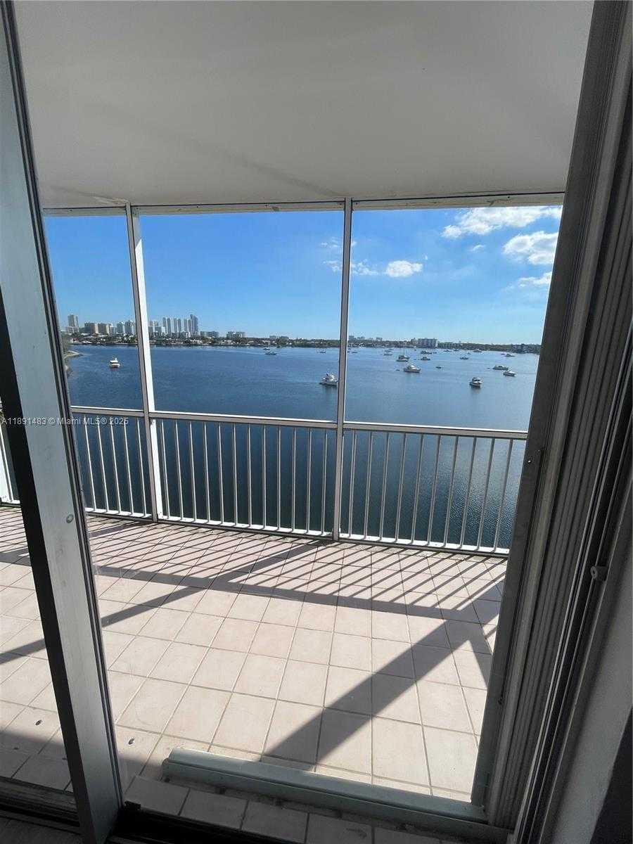 Small Image of 2910 POINT EAST DR #M601, Aventura Number 49