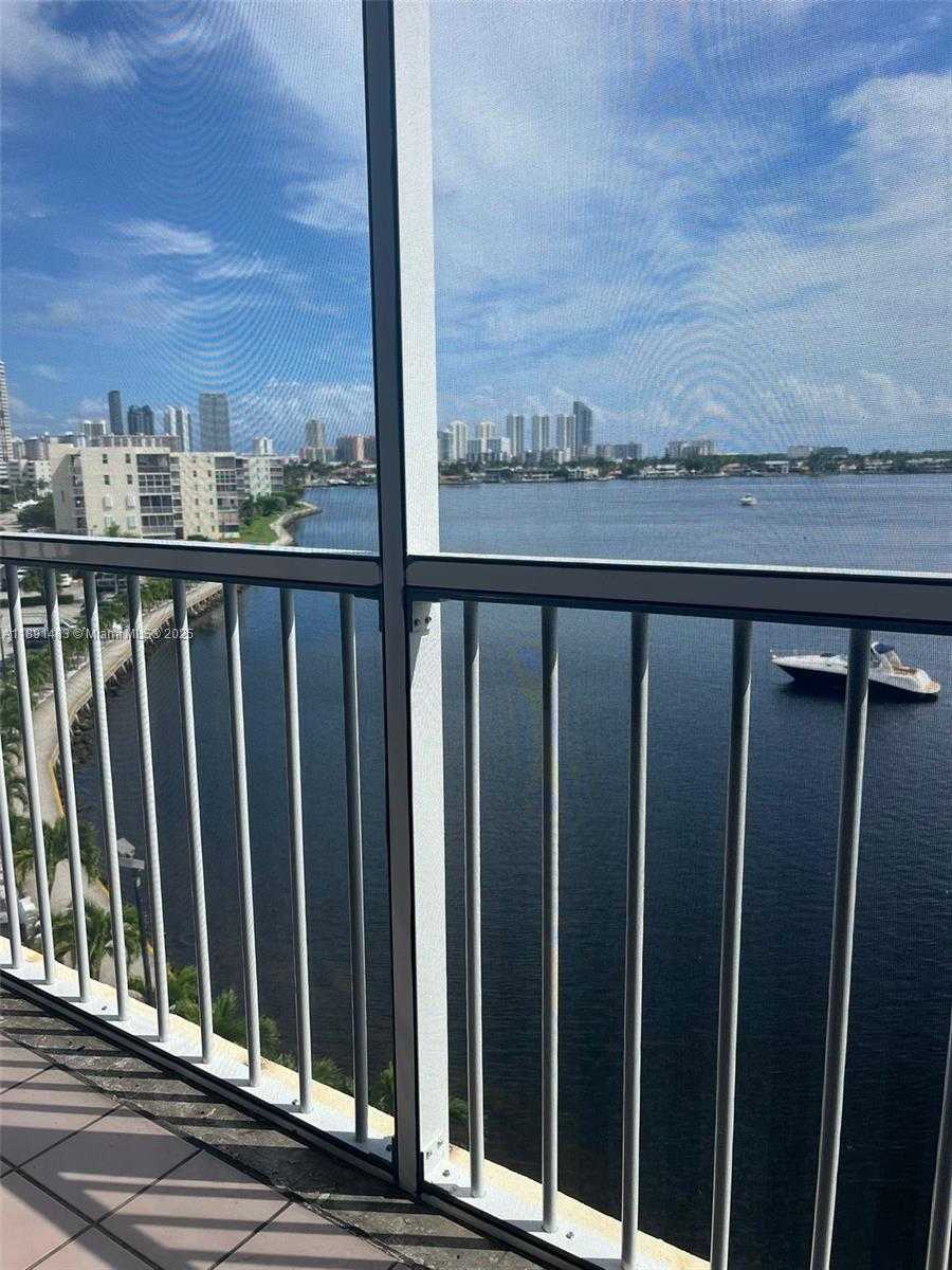 Small Image of 2910 POINT EAST DR #M601, Aventura Number 8