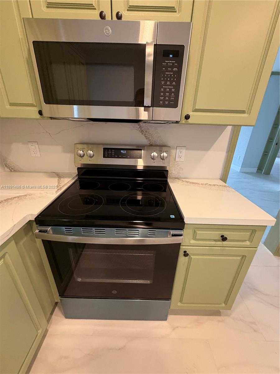 Small Image of 2120 SOUTH WEST 84TH AVE, Miami Number 12