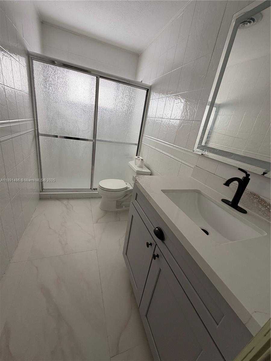 Small Image of 2120 SOUTH WEST 84TH AVE, Miami Number 23