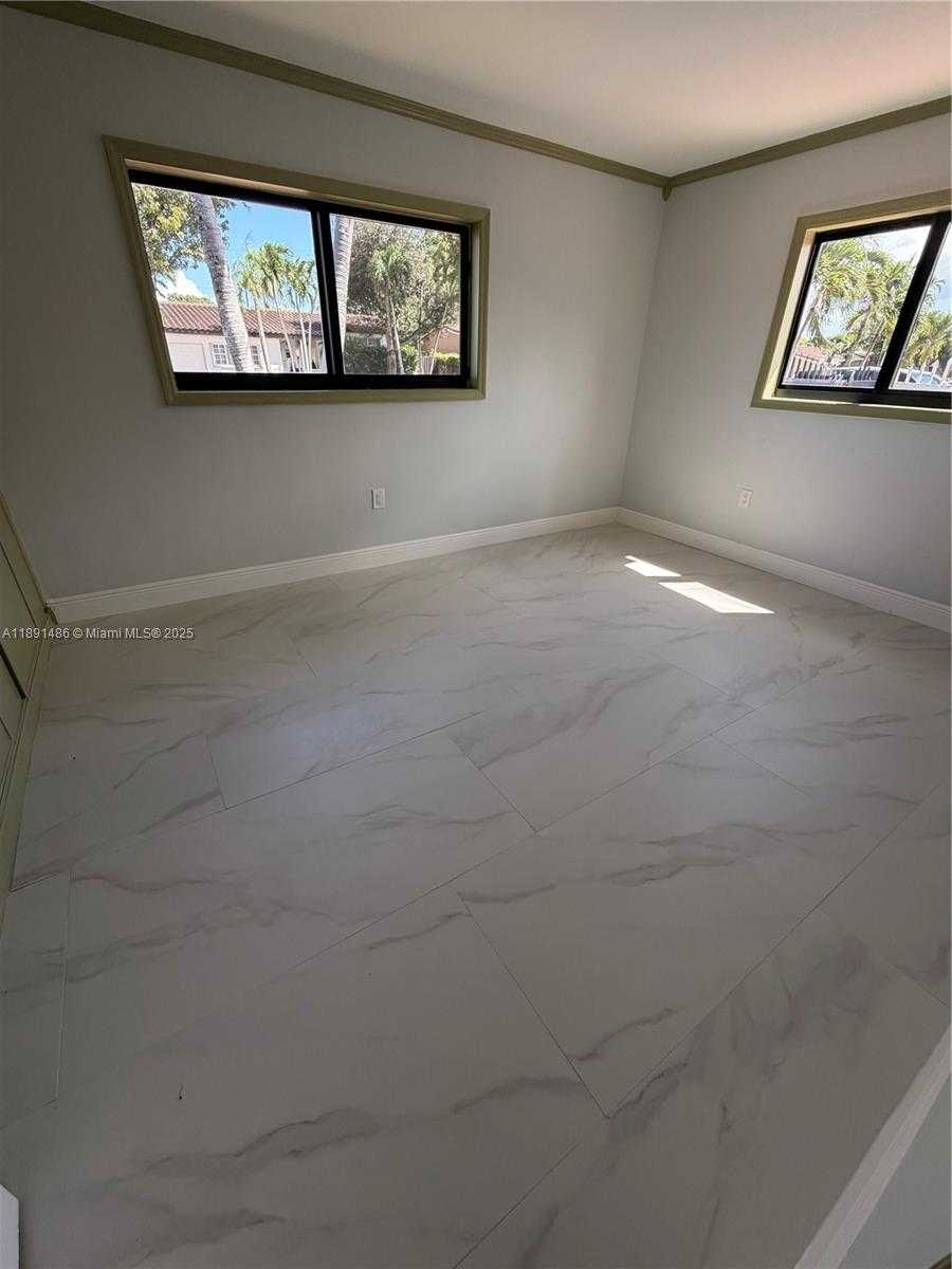 Small Image of 2120 SOUTH WEST 84TH AVE, Miami Number 24