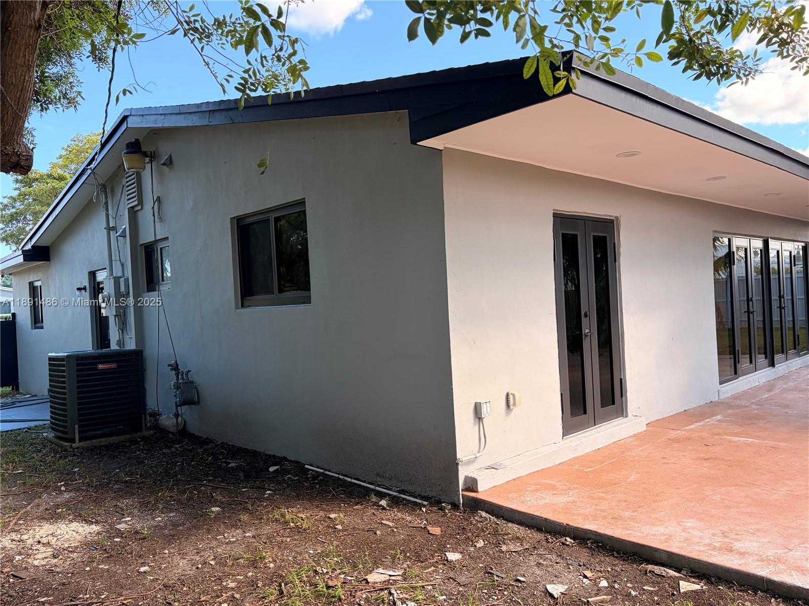 Small Image of 2120 SOUTH WEST 84TH AVE, Miami Number 9