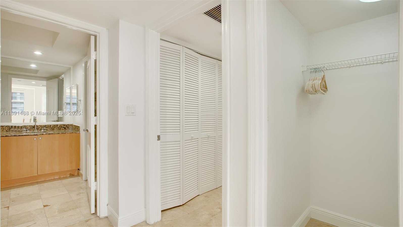 Small Image of 6917 COLLINS AVE #705, Miami Beach Number 13