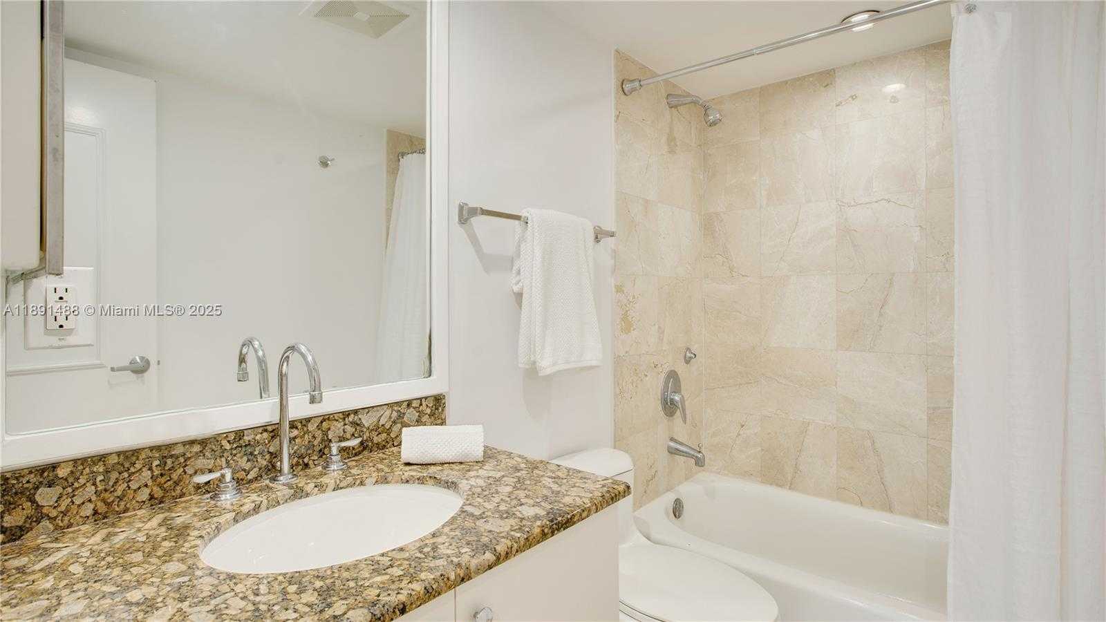 Small Image of 6917 COLLINS AVE #705, Miami Beach Number 16