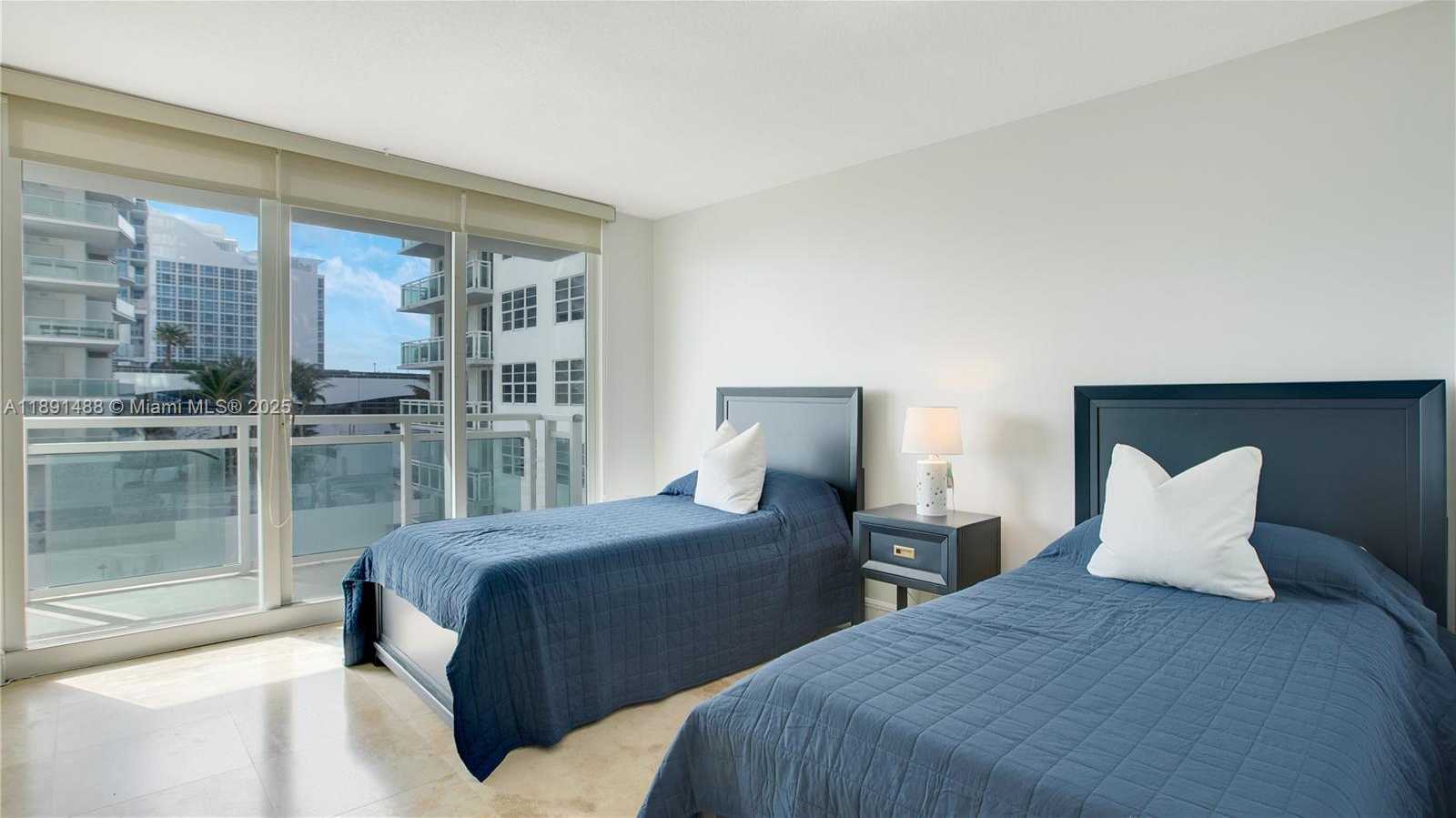 Small Image of 6917 COLLINS AVE #705, Miami Beach Number 17