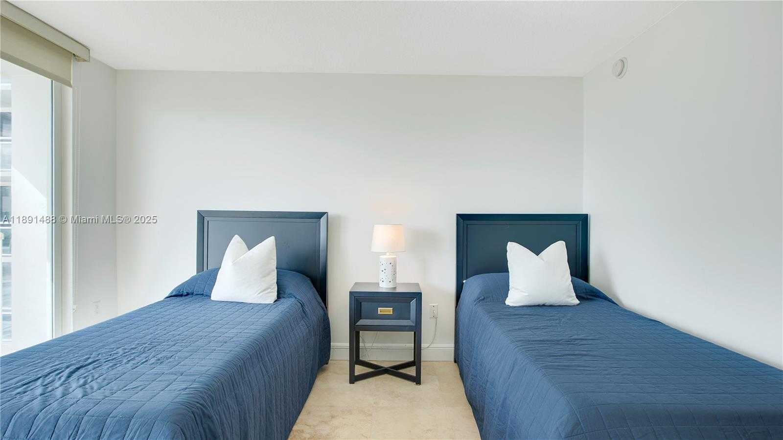 Small Image of 6917 COLLINS AVE #705, Miami Beach Number 18
