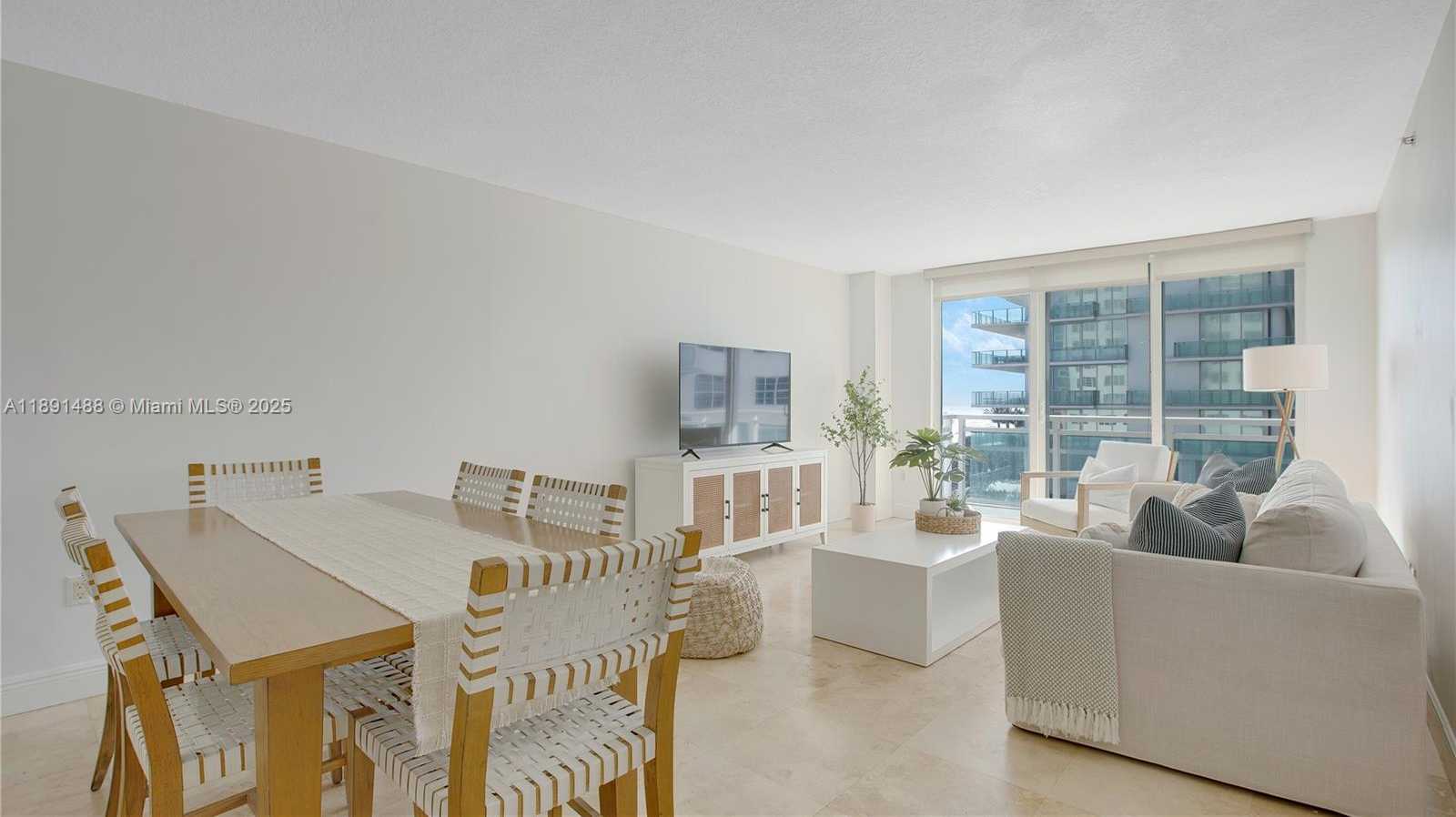 Small Image of 6917 COLLINS AVE #705, Miami Beach Number 4
