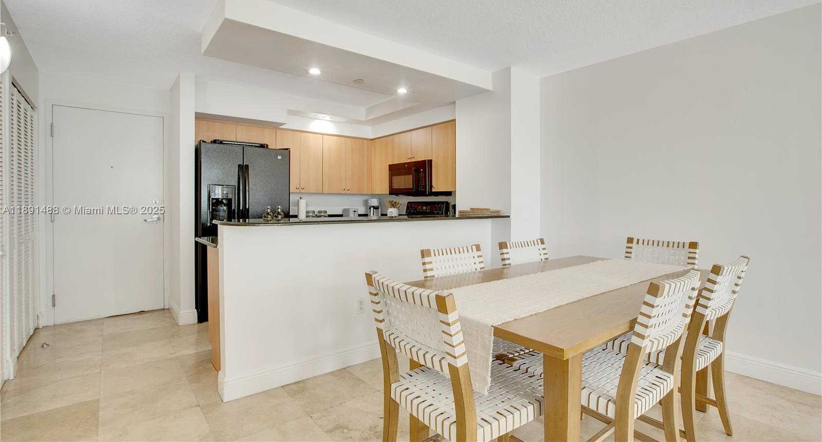 Small Image of 6917 COLLINS AVE #705, Miami Beach Number 8
