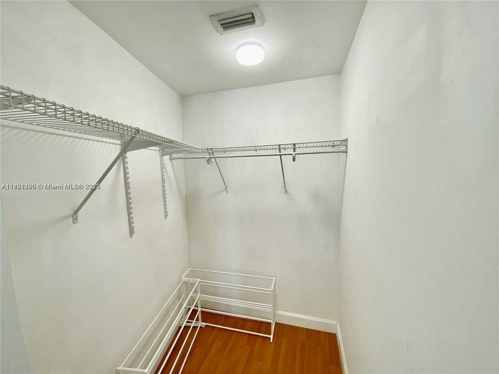 Small Image of 1650 BRICKELL AVE #203, Miami Number 12