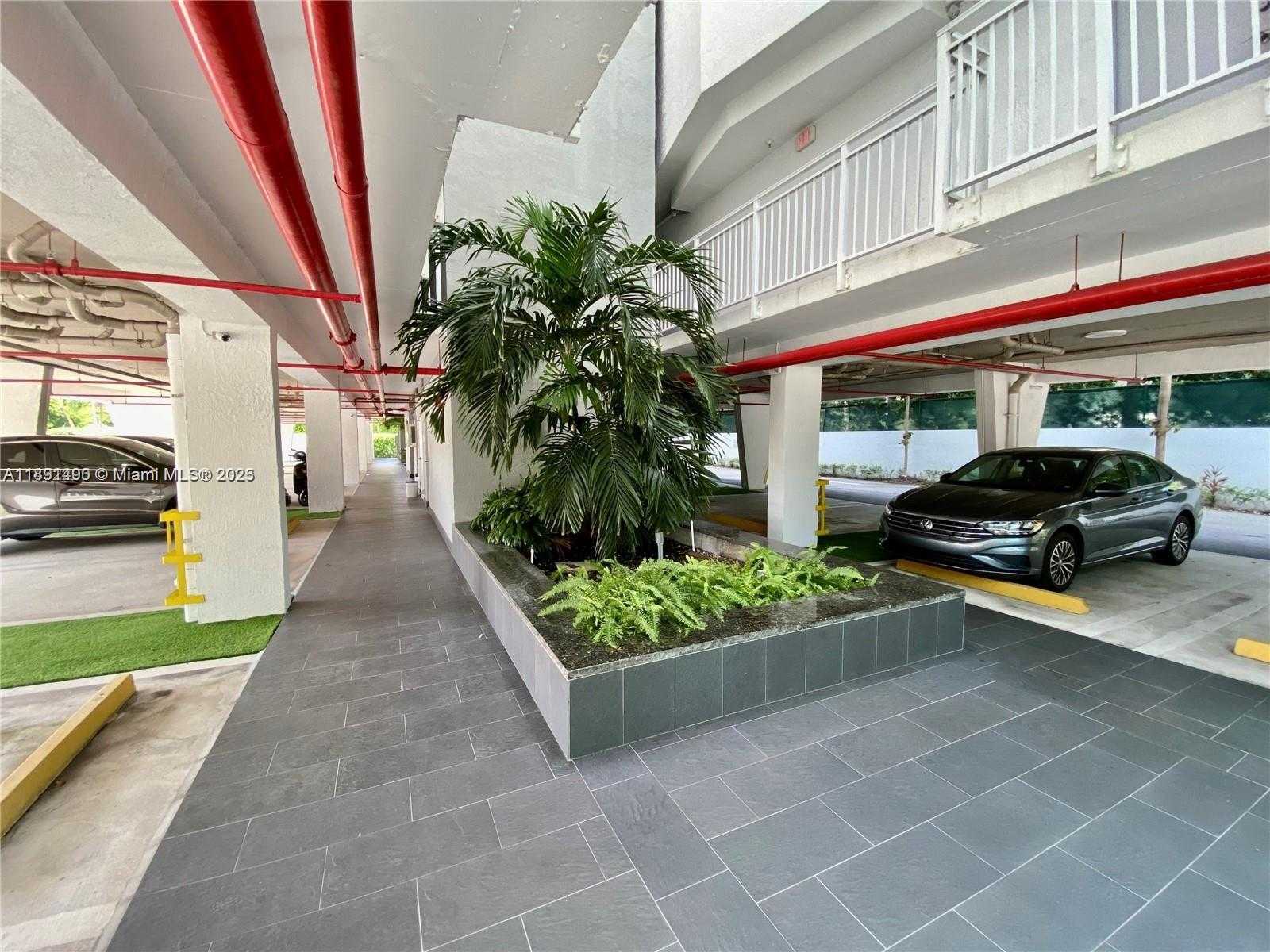 Small Image of 1650 BRICKELL AVE #203, Miami Number 19