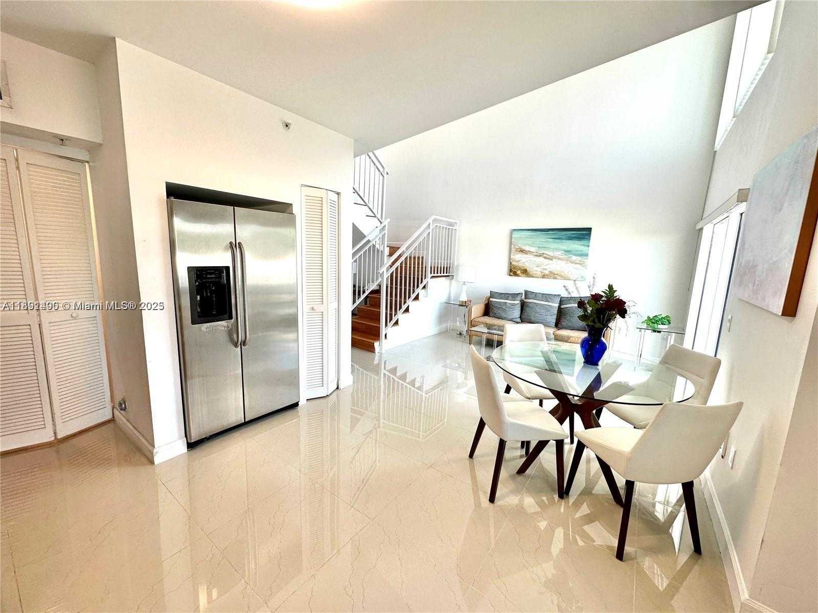 Small Image of 1650 BRICKELL AVE #203, Miami Number 4