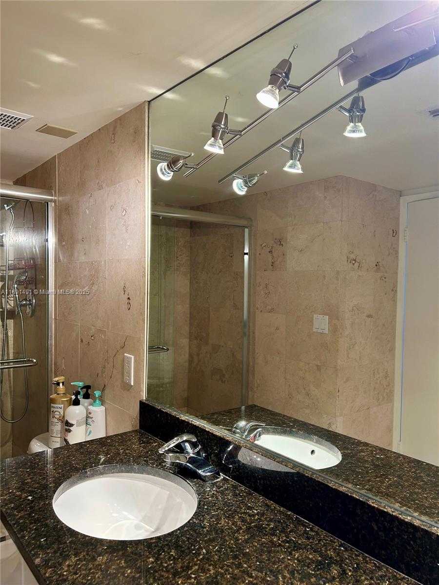 Small Image of 3300 NORTH EAST 192ND ST #1517, Aventura Number 16