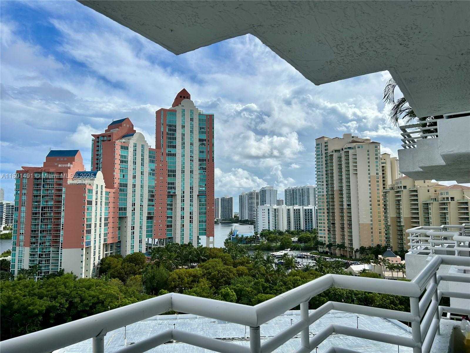 Small Image of 3300 NORTH EAST 192ND ST #1517, Aventura Number 22