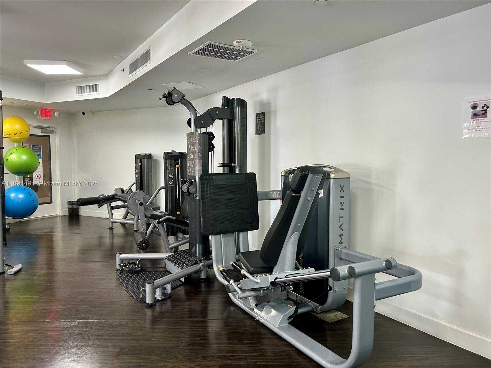 Small Image of 3300 NORTH EAST 192ND ST #1517, Aventura Number 36