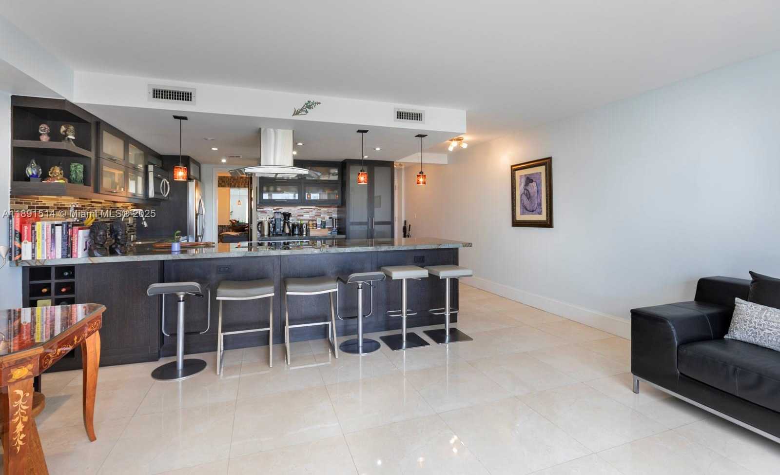 Small Image of 2977 MCFARLANE RD #PH2, Miami Number 10
