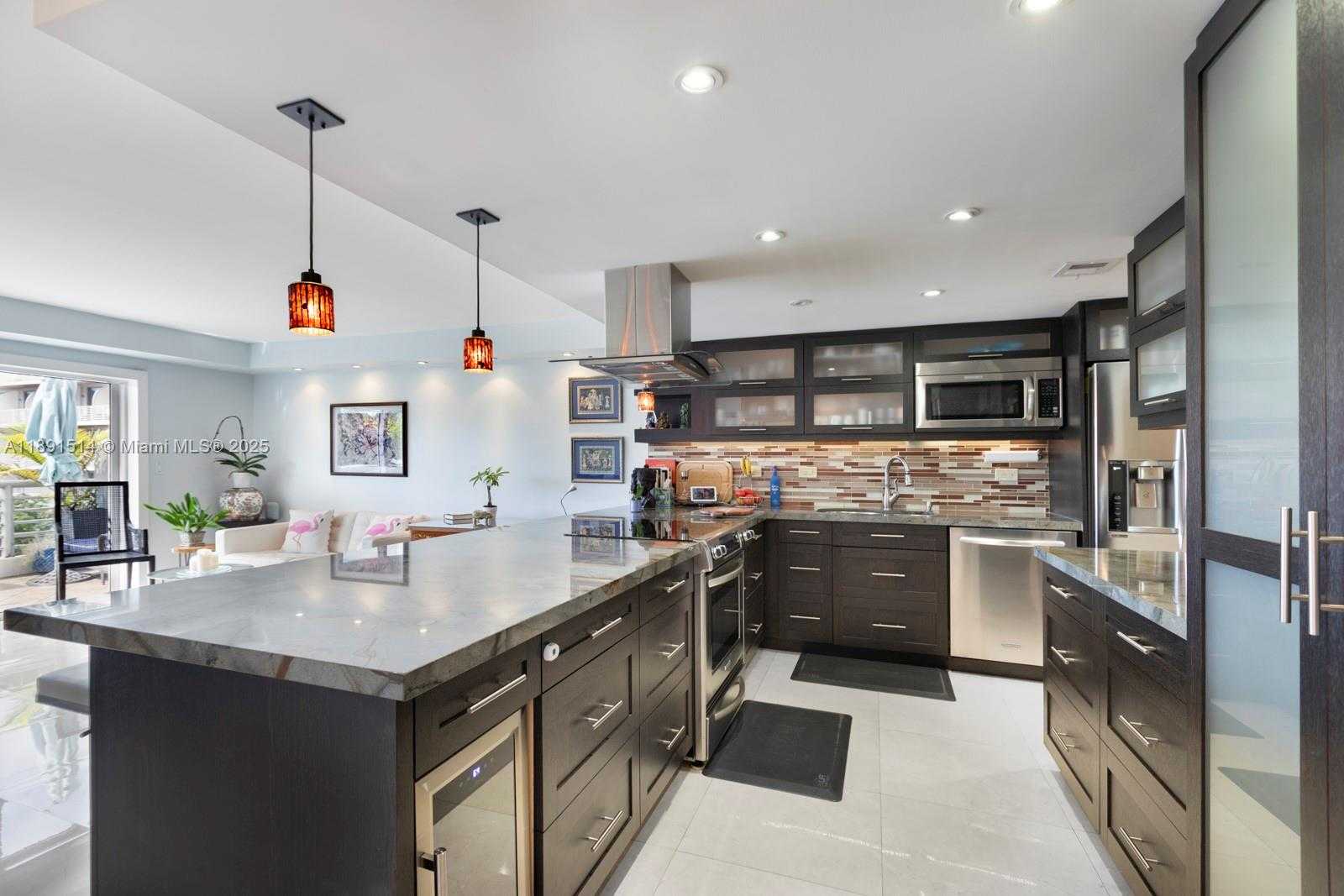 Small Image of 2977 MCFARLANE RD #PH2, Miami Number 13