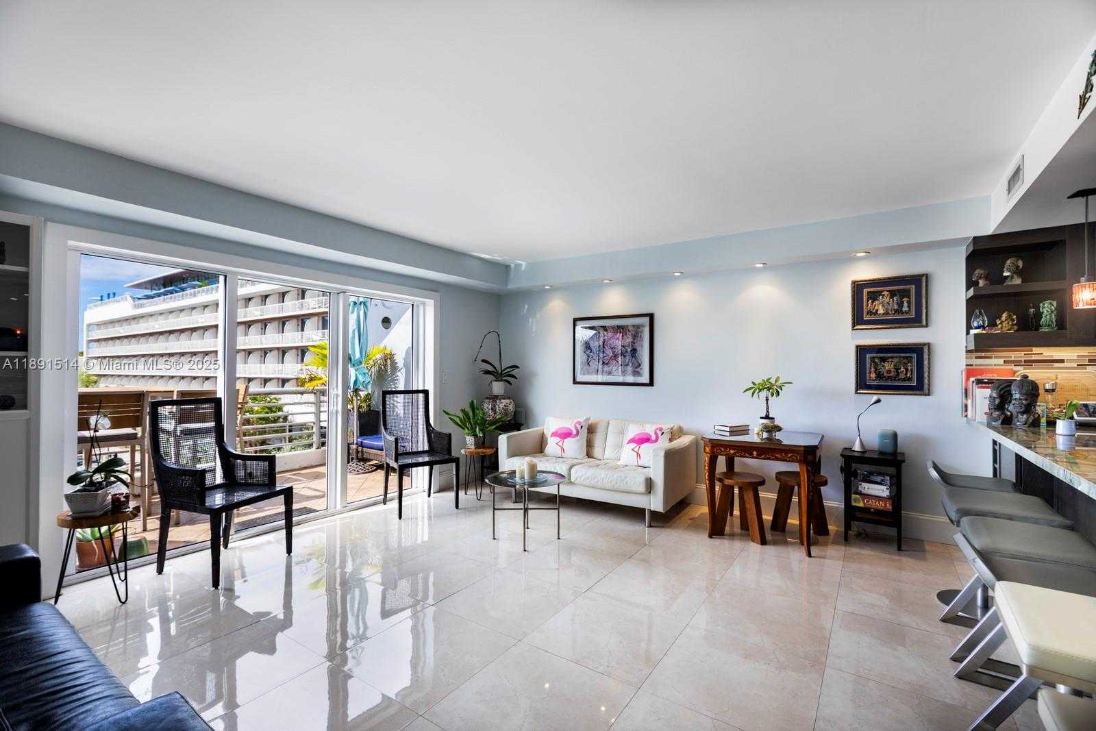 Small Image of 2977 MCFARLANE RD #PH2, Miami Number 4
