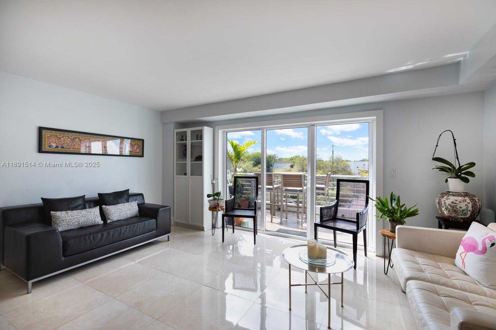 Small Image of 2977 MCFARLANE RD #PH2, Miami Number 7